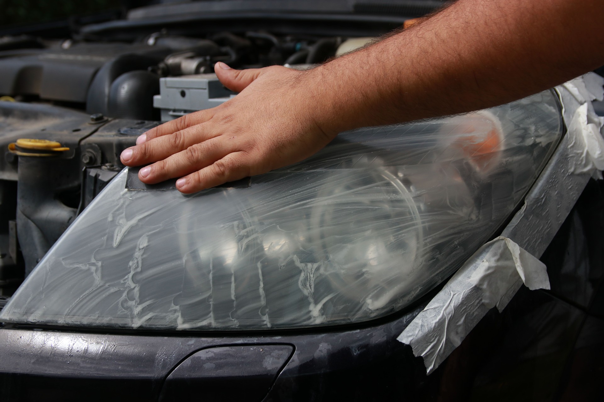 Car headlight polishing